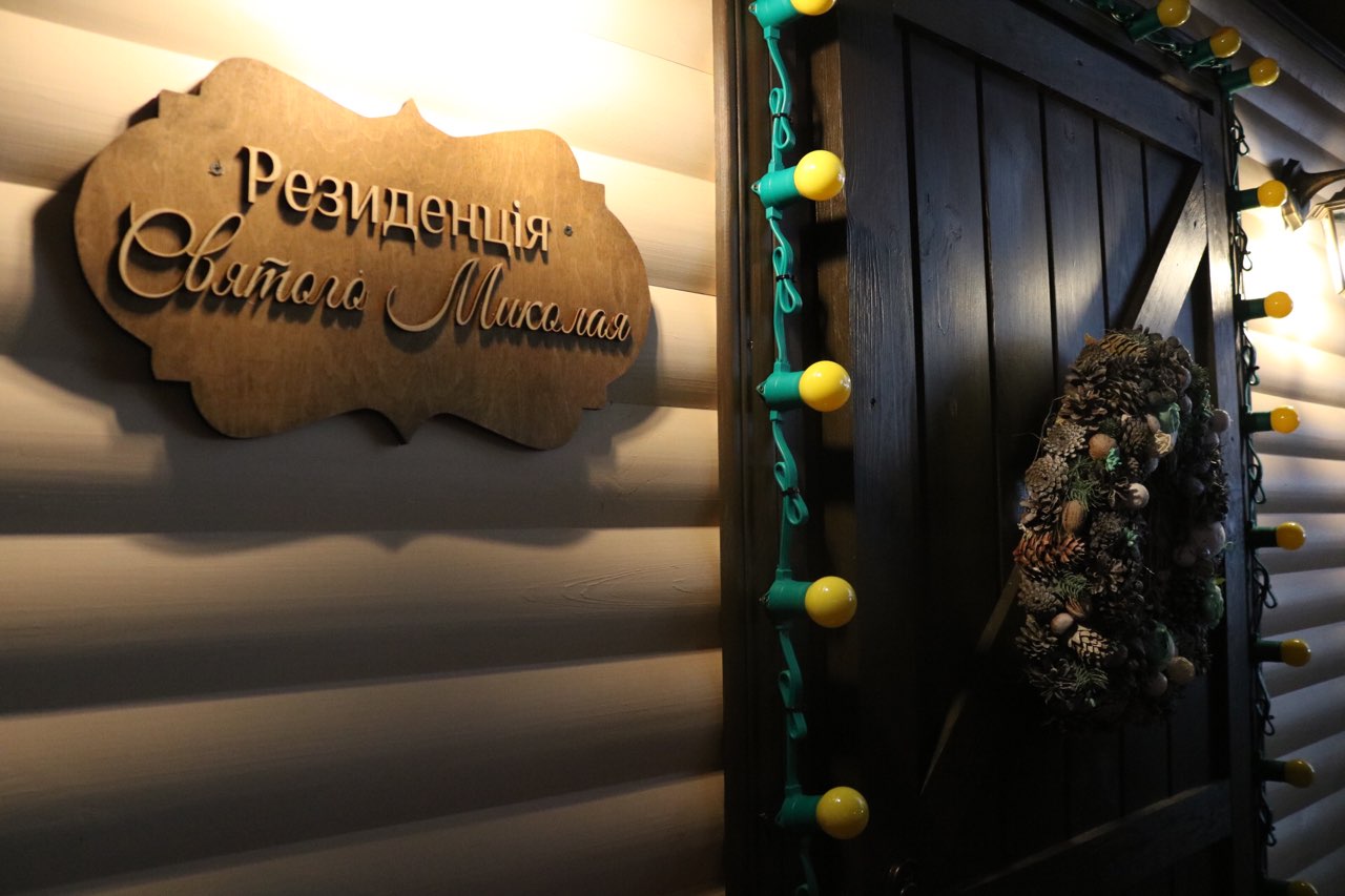 46e0fee2 0799 43c4 b4a3 a1da03e9fe08